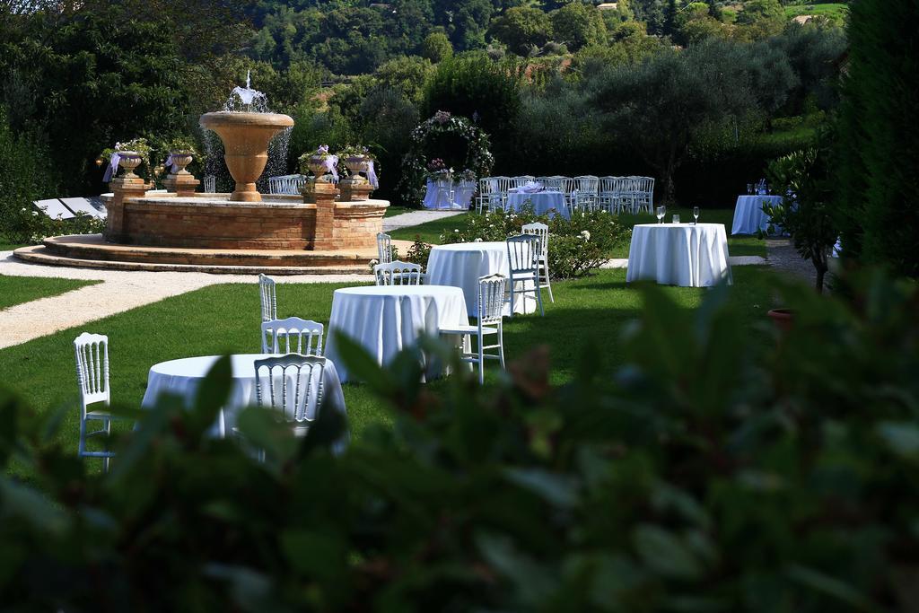 Hotel Villa Castellani Mogliano Екстериор снимка